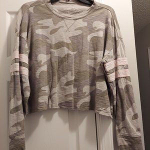 Hollister camouflage cropped top